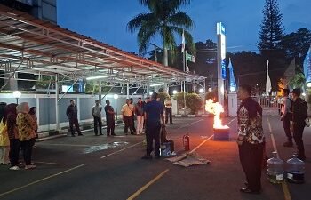 Tanggulangi Kebakaran, BRI Cabang Depok Bersama Damkar Kabupaten Bogor Gelar Sosialisasi