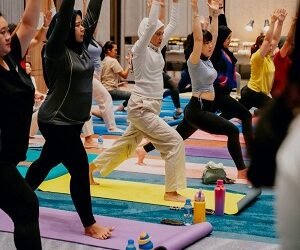 HARRIS Hotel Serpong Gandeng Watsons dan L’Oréal Rayakan International Yoga Day