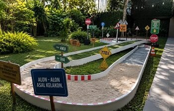 Staycation Makin Seru! Taklukkan Lintasan RC Track di ibis Styles Serpong BSD City